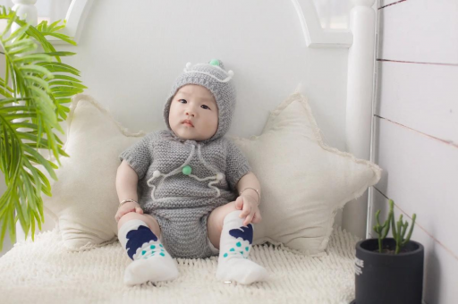 日土七个月宝宝脚长