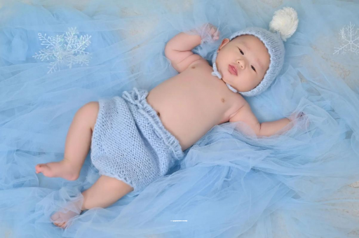 日土宝宝大哭不止